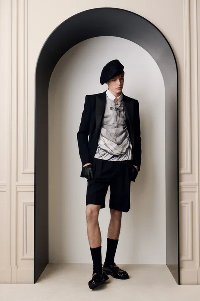 Look 10